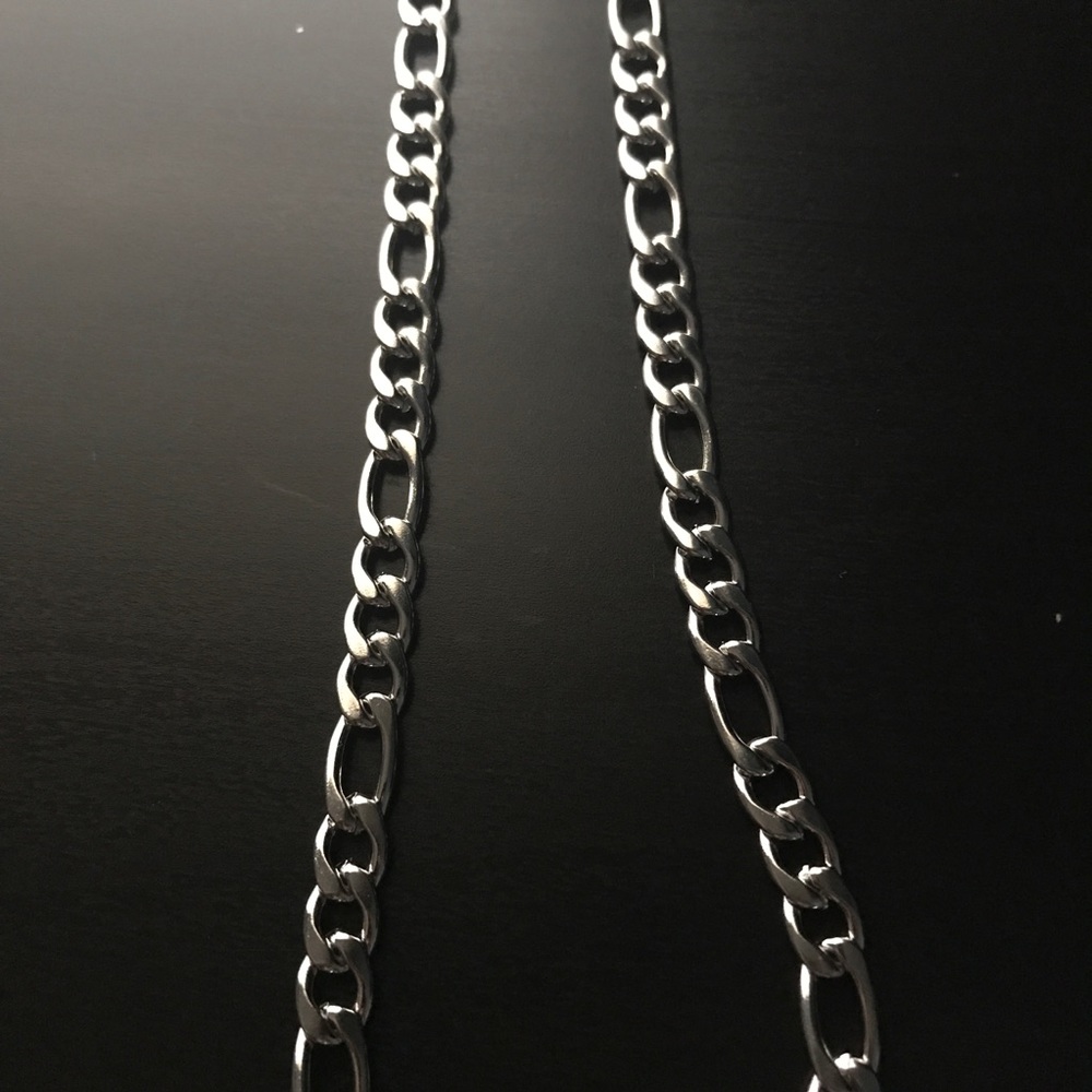 Silver Figaro Chain 18 Inch - Picture 3 of 8